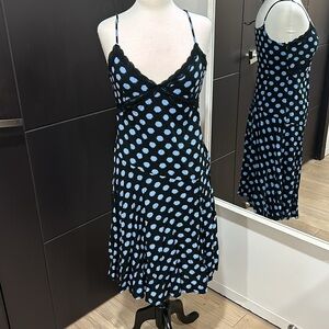 Midi dress with slit. Navy with blue polka dots. Forever 21.